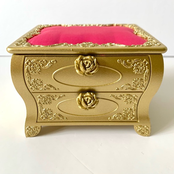 Betsey Johnson studded bangle watch with box - Picture 3 of 7